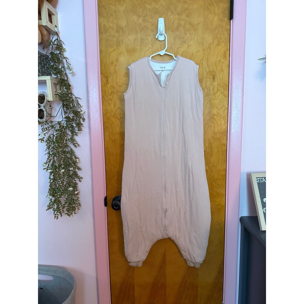NWOT XL Kyte Baby Sleep Suit Walker in 1.0 TOG